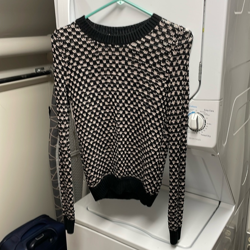 Theory knit jumper black and beige